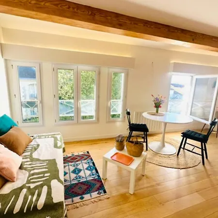 Apartmán With Lantern Tower View Near La Rochelle (Charente-Maritime)
